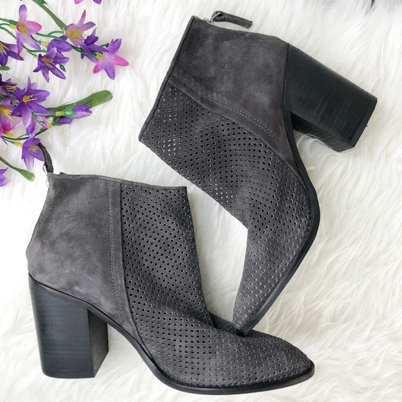 Steve Madden Gray Block Ankle Boot Rumble Perforated Size 10 Suede Leather Shoe - Picture 4 of 10